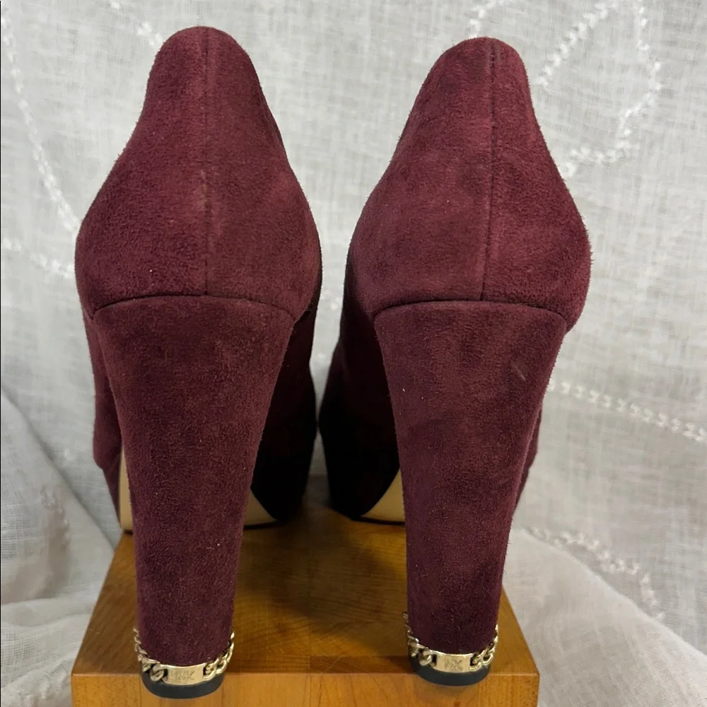 Michael Michael Kors elegant classic pump heels